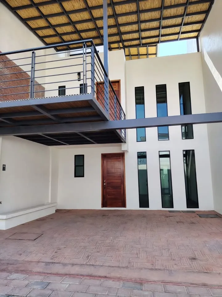 HERMOSA CASA NUEVA EN SAN SEBASTIAN TUTLA - Imagen 1